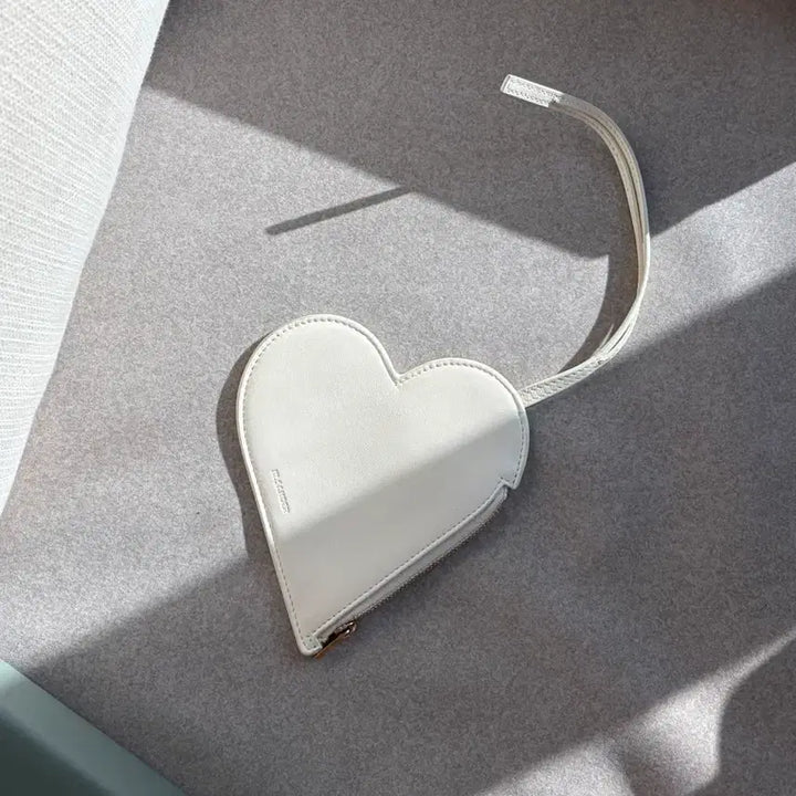 [BUNJANG] Jil Sander Heart Leather Pouch White / 질샌더 하트 레더 파우치 화이트