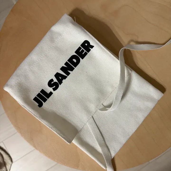 [BUNJANG] Jil Sander Heart Leather Pouch White / 질샌더 하트 레더 파우치 화이트