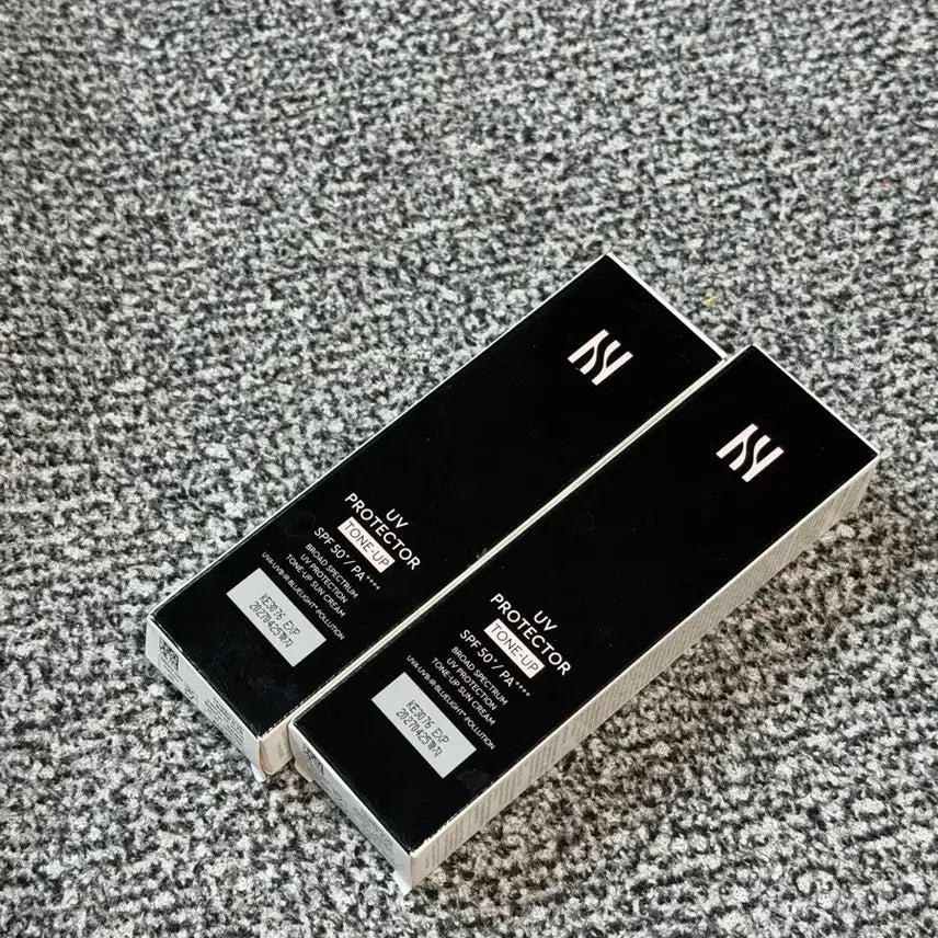 [BUNJANG] Hera UV Protector Tone Up Sunscreen 50ml / [미개봉] 헤라 UV 프로텍터 톤업 선크림 50ml