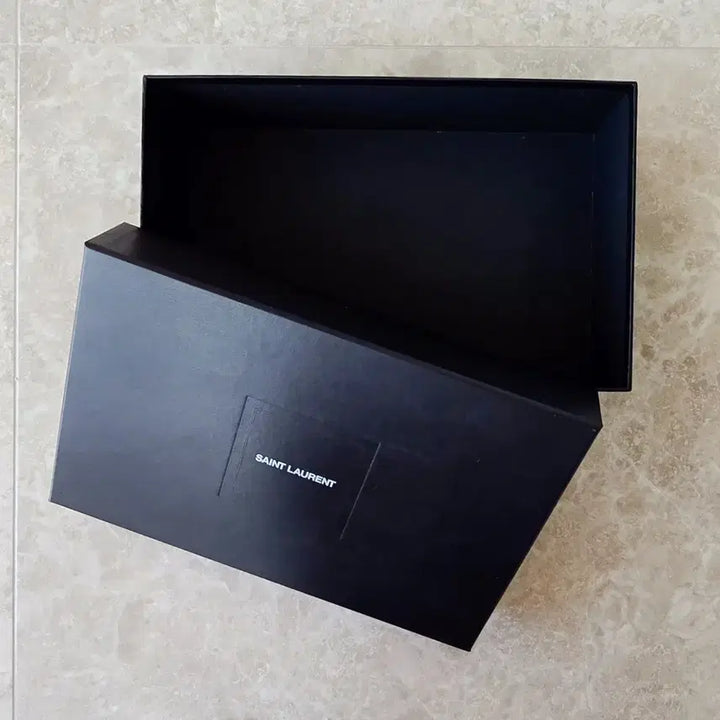 [BUNJANG] Saint Laurent Sylvie Chain Bag (Full Package) / 생로랑 쉴피스 체인백 (풀박스 새상품)