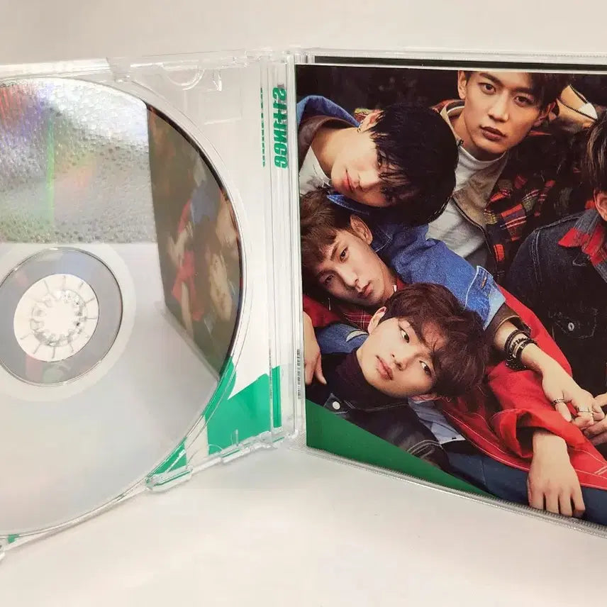 [BUNJANG] SHINee 1 and 1 2CD Album Set / [고전완구] 샤이니 정규 5집 리패키지 앨범 1 and 1 2CD 세트