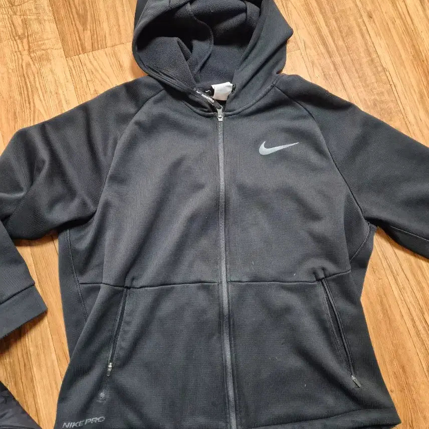 [BUNJANG] Nike Pro Black Hoodie Zip-up / 나이키 프로 블랙 후드집업 판매
