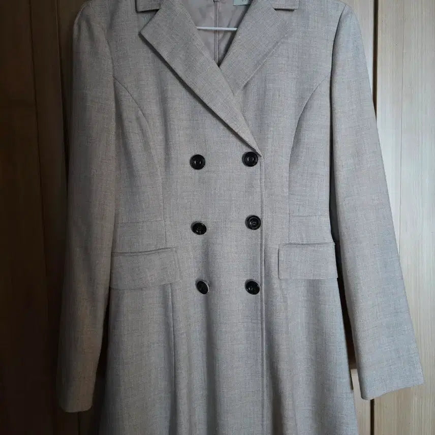 [BUNJANG] LINE Midi Dress / LINE 원피스