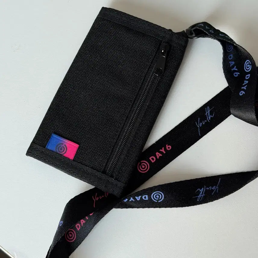 [BUNJANG] DAY6 Youthcon Necklace Wallet / 데이식스 목걸이 지갑 유스콘 공식굿즈