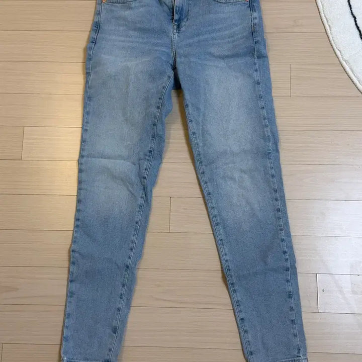 [BUNJANG] Zara Light Wash Slim Fit Denim Pants / ZARA 연청 슬림핏 데님 36(25-26) | 거의새상품 | 발목슬릿