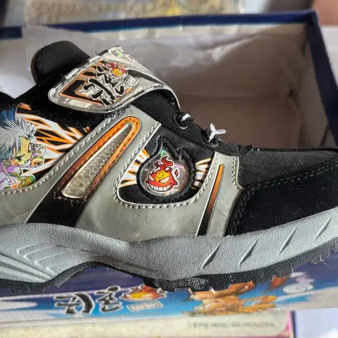 [BUNJANG] Worldcup Gihon Character Sneakers / 월드컵 귀혼 캐릭터 운동화 새상품