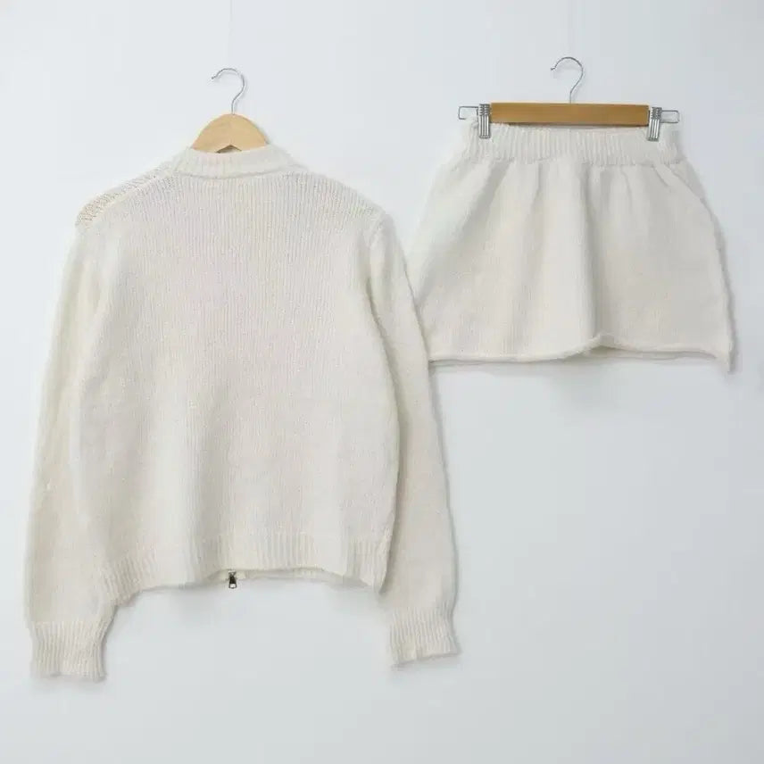[BUNJANG] Two-Way Knit Zip-Up Cardigan and Skirt Two-Piece Set (Ivory) / 투웨이 니트 집업 가디건+스커트 투피스 세트(아이보리)