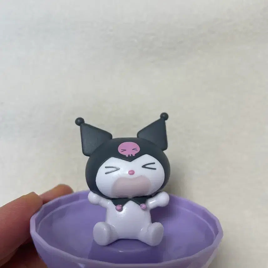 [BUNJANG] Kuromi Ring Case Gacha / 쿠로미 반지 케이스 가챠