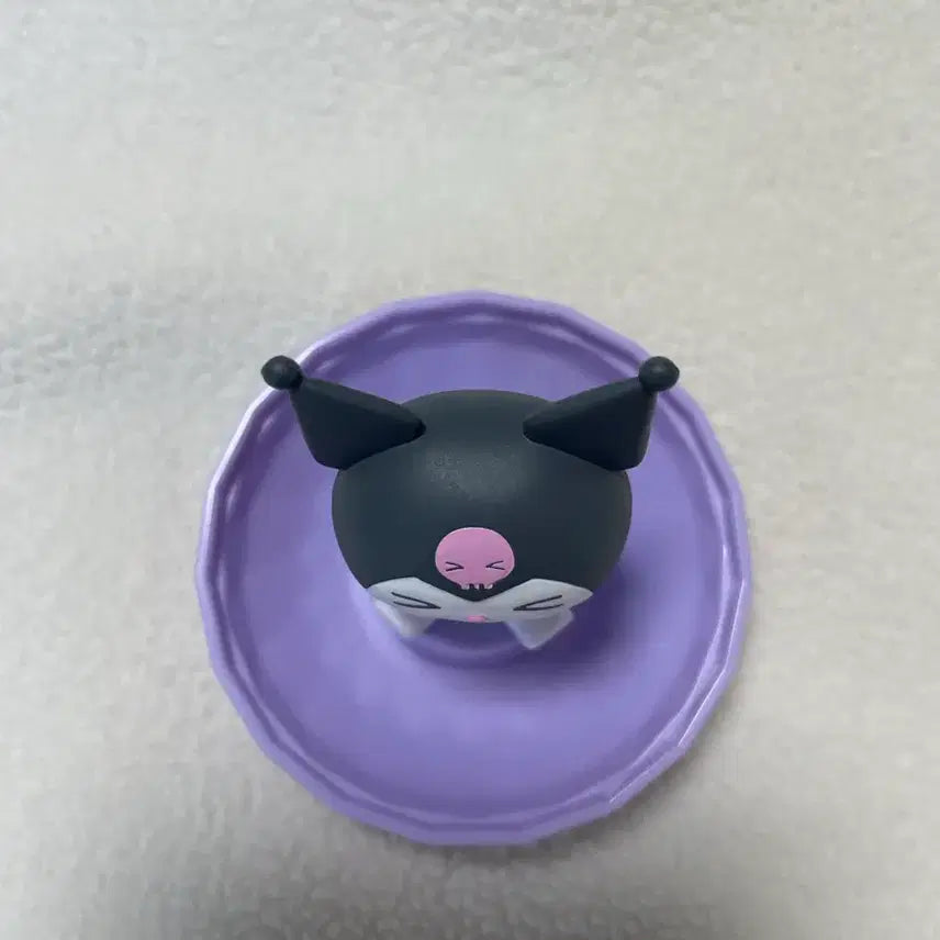 [BUNJANG] Kuromi Ring Case Gacha / 쿠로미 반지 케이스 가챠