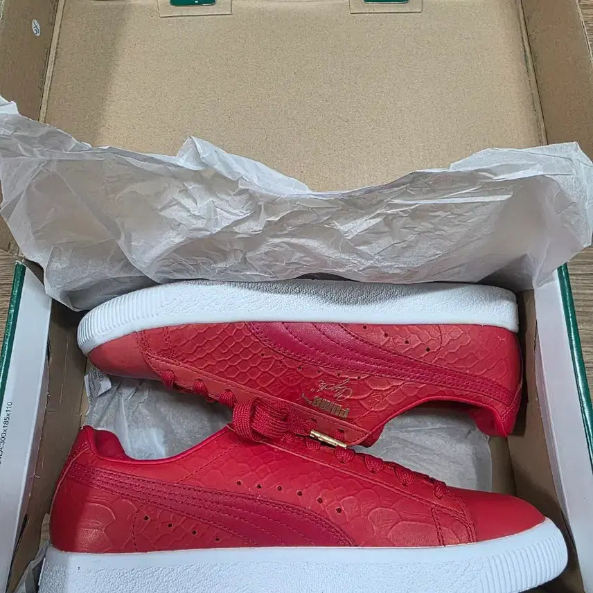 [BUNJANG] Puma Clyde Dressed Red Sneakers / 푸마 클라이드 드레스드 레드 260
