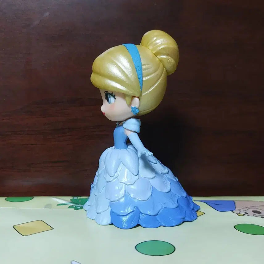 [BUNJANG] Disney Cinderella Princess Figure / (택배비 포함) 디즈니 신데렐라 공주 피규어 인형 가챠