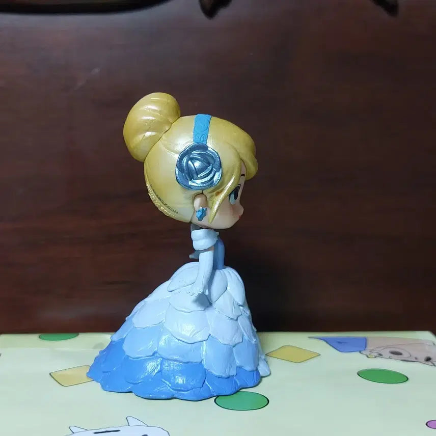 [BUNJANG] Disney Cinderella Princess Figure / (택배비 포함) 디즈니 신데렐라 공주 피규어 인형 가챠