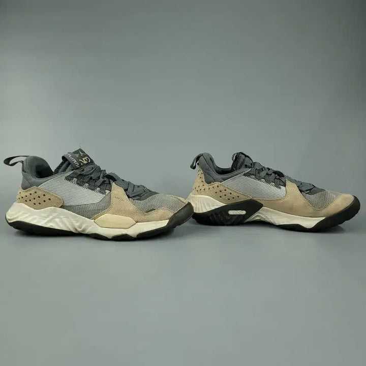 [BUNJANG] Nike Air Jordan Delta Grey White Onyx Sneakers / 나이키 에어조던 델타 그레이 화이트 오닉스 CT1003-002 스니커즈