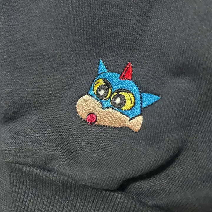 [BUNJANG] Crayon Shin-chan Action Beam Hoodie Navy Unisex / 짱구 액션빔 후드티 네이비 남여공용