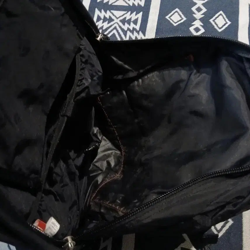 [BUNJANG] The North Face Borealis 30L Backpack / 리바이스 511 중청워싱 슬림 스트레이트핏 스트레치 청바지 데님팬츠 31