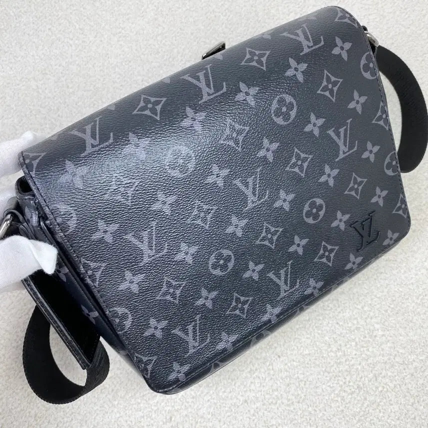 [BUNJANG] Louis Vuitton District PM Messenger Bag / 루이비통 메신저백 디스트릭트 pm