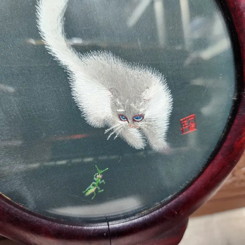 [BUNJANG] Oriental Wooden Embroidered Cat Glass Ornament / 오리엔탈 우드 자수 고양이 글라스 장식..