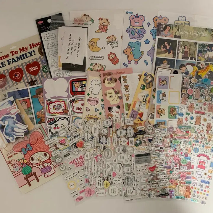 [BUNJANG] Sticker Set (30 Pieces) / 스티커 세트 (약 30장 새상품 다수)