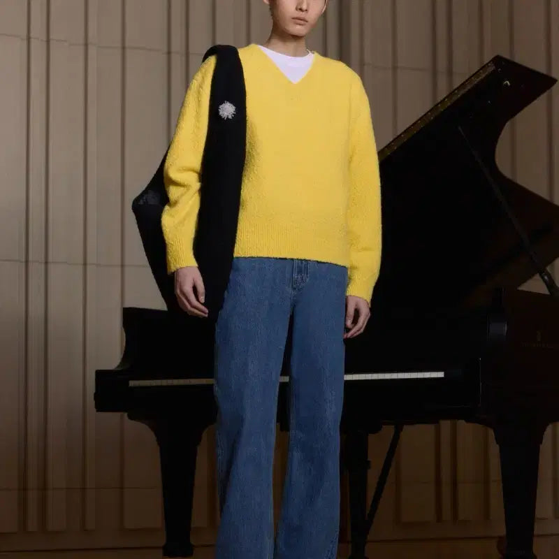[BUNJANG] STU Casentino V-Neck Knit Yellow / STU 카센티노 브이넥 니트 옐로우