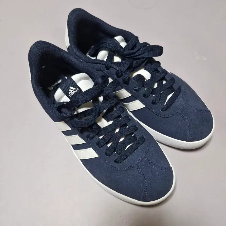 [BUNJANG] Adidas Navy Sneakers / 아디다스 운동화