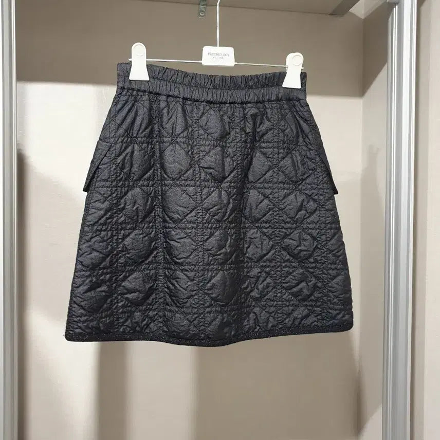 [SOLD OUT] 1회착용 한섬 오즈세컨 퀼팅 미니 스커트