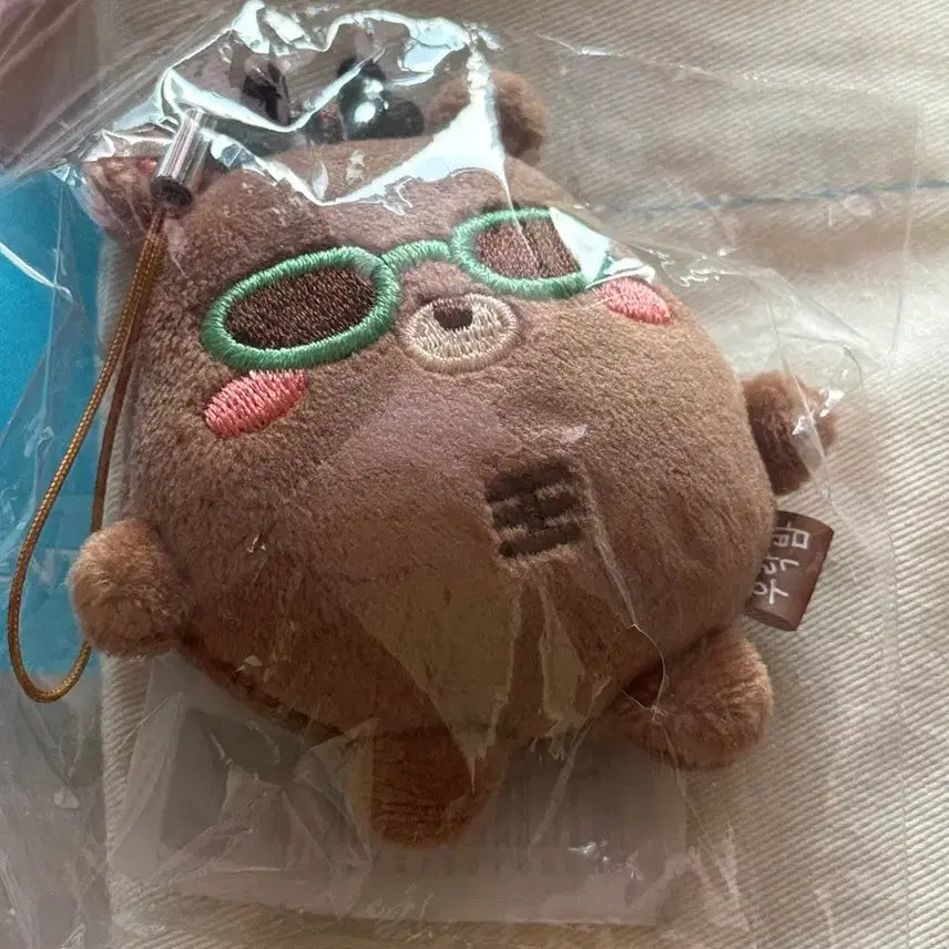 [BUNJANG] RIIZE Sungchan Tanning Mini Urakbam Doll / 라이즈 태닝 미니 7cm 우락밤 태닝 선글라스 성찬