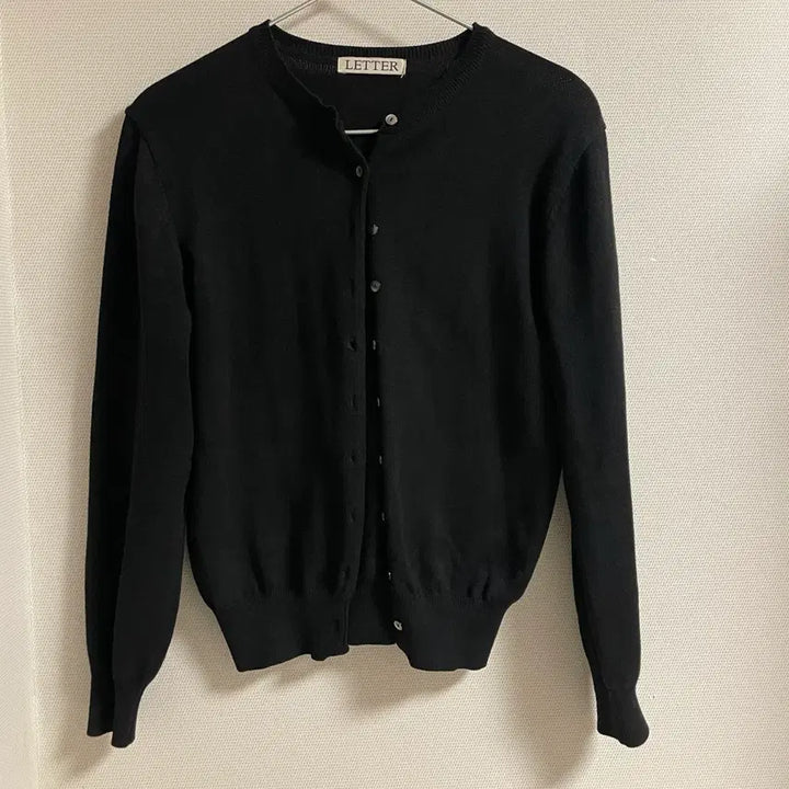 [BUNJANG] Letter Convent Button Cardigan / 무료배송 레터 letter convent button 가디건