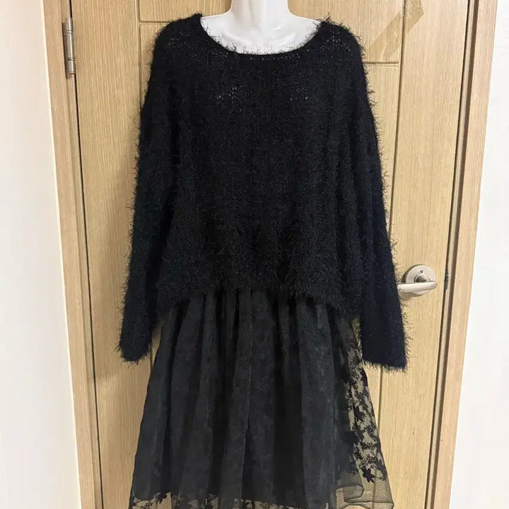 [BUNJANG] Black Fur Knit / 블랙 퍼 니트