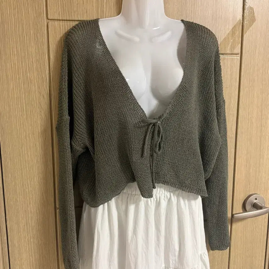 [BUNJANG] Kaki Bolero Knit Cardigan / 카키 볼레로 니트 가디건
