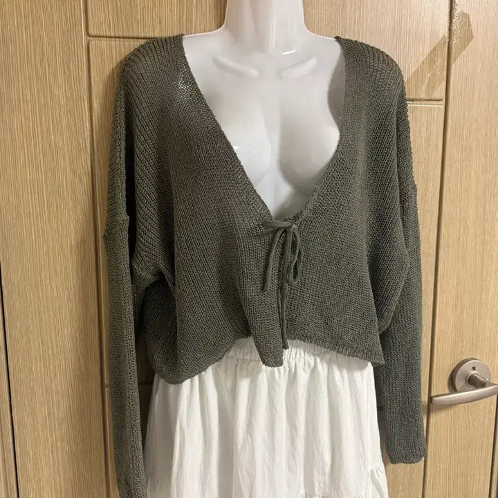 [BUNJANG] Kaki Bolero Knit Cardigan / 카키 볼레로 니트 가디건