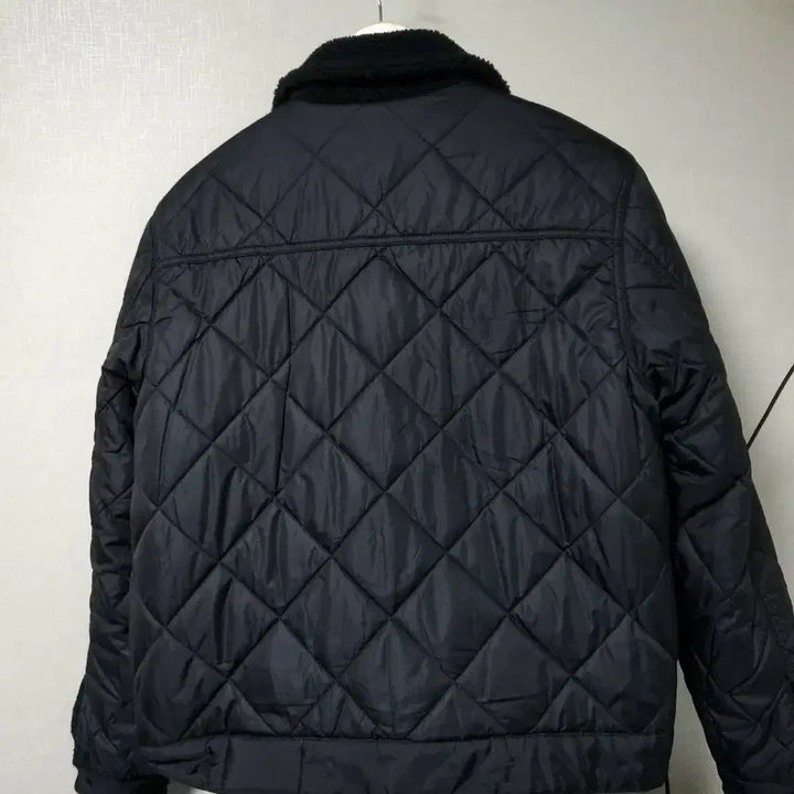 [BUNJANG] Calvin Klein Reversible Jumper / 캘빈클라인 점퍼 리버서블