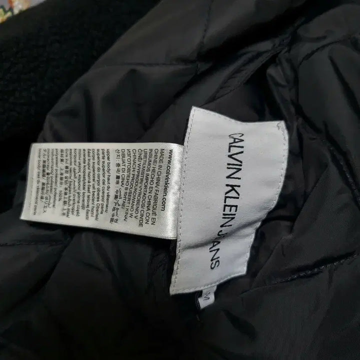 [BUNJANG] Calvin Klein Reversible Jumper / 캘빈클라인 점퍼 리버서블