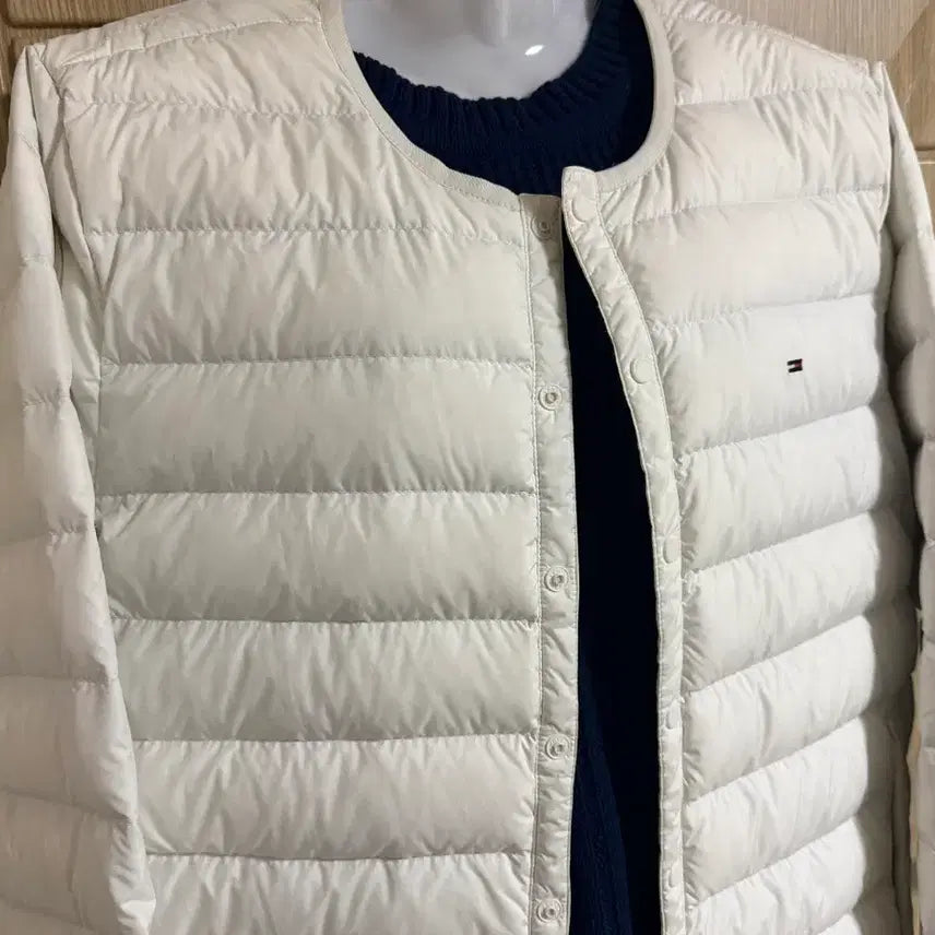 [BUNJANG] Tommy Hilfiger White Lightweight Padded Jacket / 타미힐피거 화이트 경량패딩