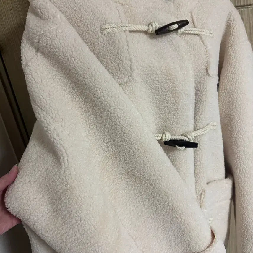 [BUNJANG] Oversized Ivory Duffle Coat / 오버핏 아이보리 떡볶이 코트
