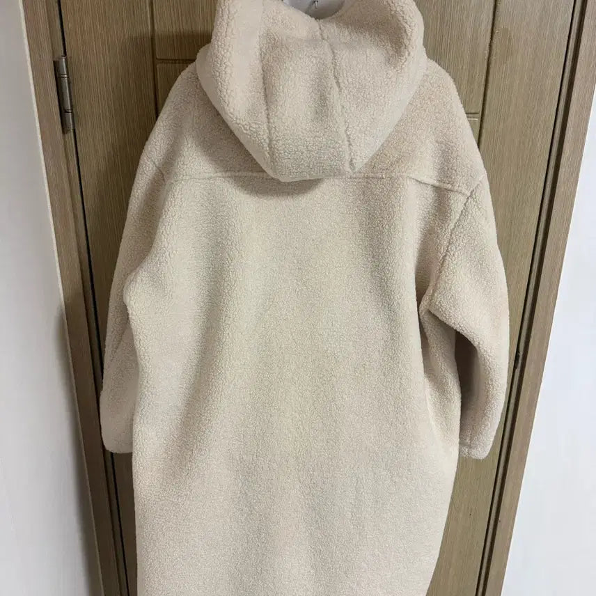 [BUNJANG] Oversized Ivory Duffle Coat / 오버핏 아이보리 떡볶이 코트
