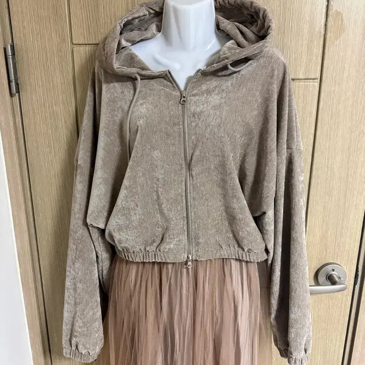 [BUNJANG] Crop Velvet Zip-up / 크롭 벨벳 집업