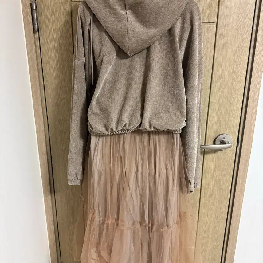 [BUNJANG] Crop Velvet Zip-up / 크롭 벨벳 집업