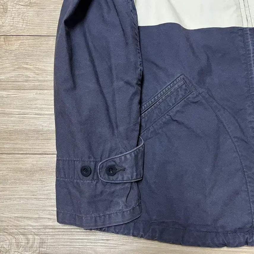 [BUNJANG] Pigbell Navy and White Color Block Hooded Jacket / 피그벨 후드집업 네이비 화이트 배색 점퍼