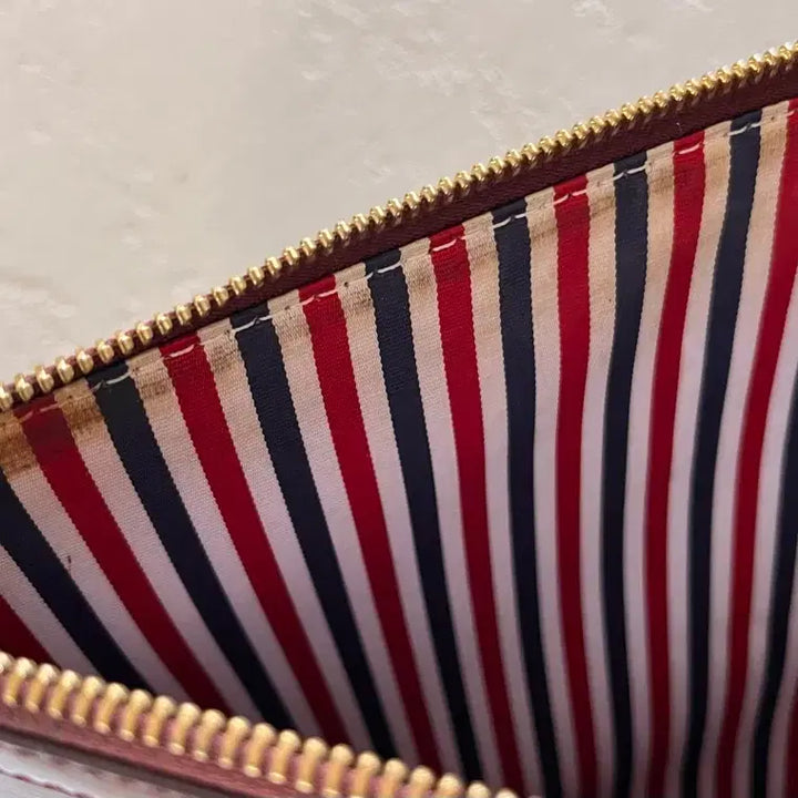 [BUNJANG] Thom Browne Burgundy Clutch Bag / 톰브라운 Thom Browne 삼선탭 클러치백 버건디(유광)