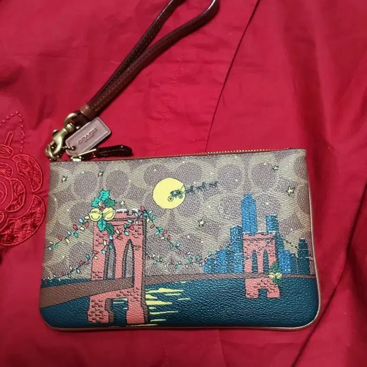 [BUNJANG] Coach Brooklyn Bridge Holiday Pouch / 코치 브루클린 브릿지 홀리데이 파우치