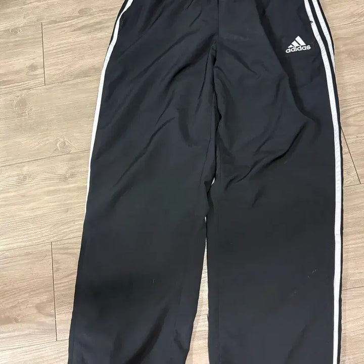 [BUNJANG] Adidas Black Track Pants / 아디다스 블랙 츄바