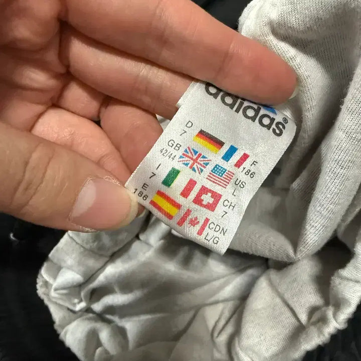[BUNJANG] Adidas Black Chuba Pants / 아디다스 블랙 츄바