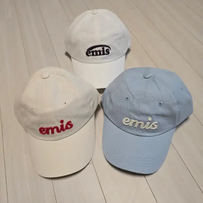 [BUNJANG] emis Ball Cap Hat White/Blue/Cream / emis 이미스 볼캡 모자 화이트/블루/크림색. 개당가격
