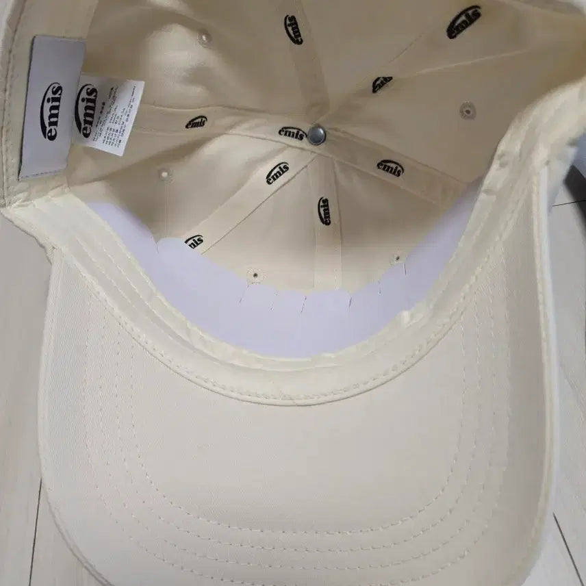 [BUNJANG] emis Ball Cap Hat White/Blue/Cream / emis 이미스 볼캡 모자 화이트/블루/크림색. 개당가격