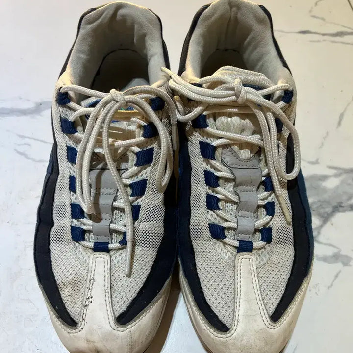[BUNJANG] Nike Air Max 95 White/Blue/Navy Sneakers / [260] 나이키 에어맥스 95 흰파남