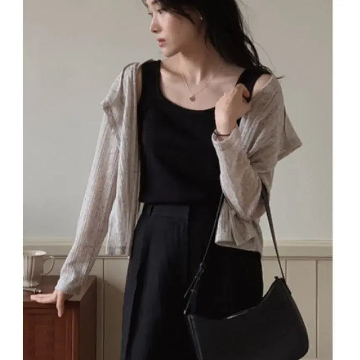 [BUNJANG] Slow and Square Knit Sleeveless - Black / [슬로우앤드] 쫀쫀스퀘어 니트 슬리브리스 - 블랙