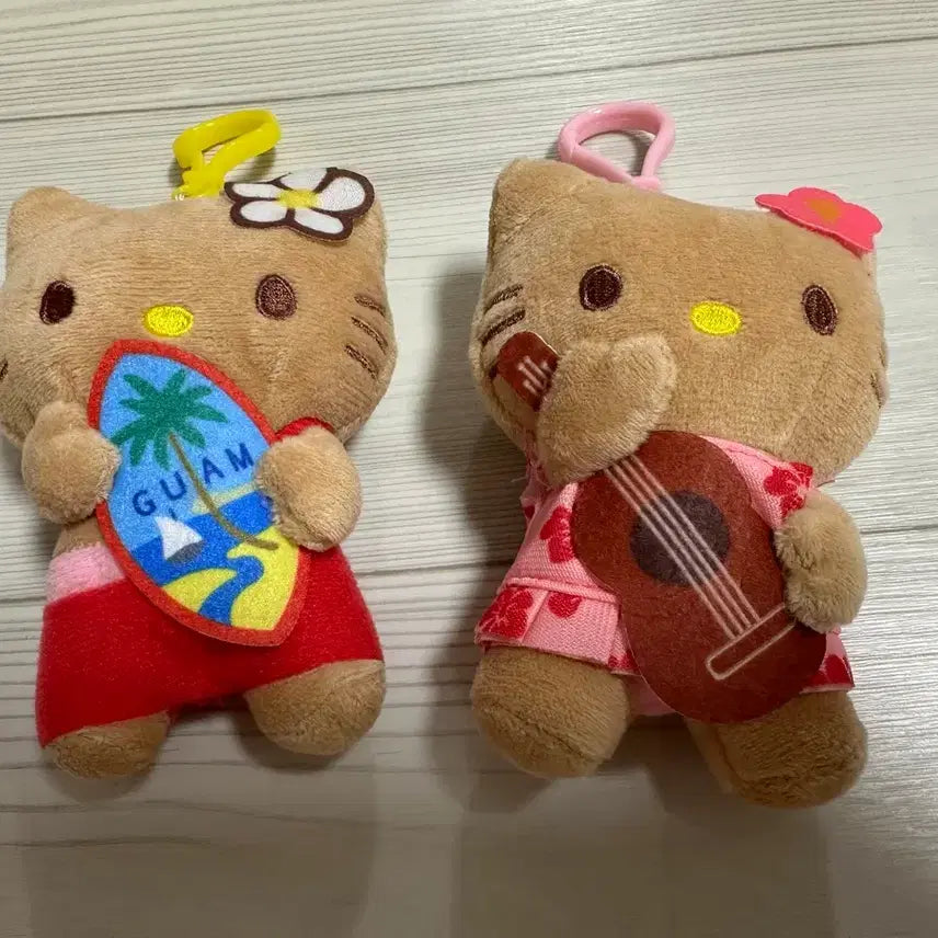 [BUNJANG] Hello Kitty Guam/Hawaii Keyring (2 Types) / 헬로키티 인형 키링 2종 (괌/하와이)