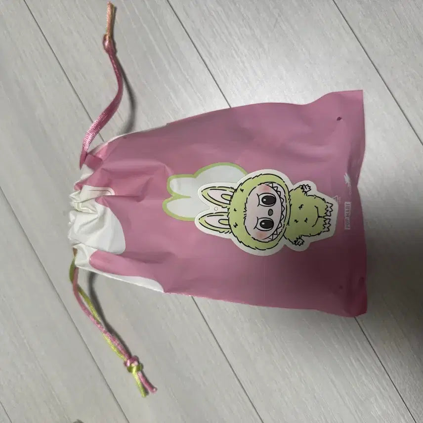 [BUNJANG] Labubu Macaron Series Green Grape / 라부부 마카롱 시리즈 청포도