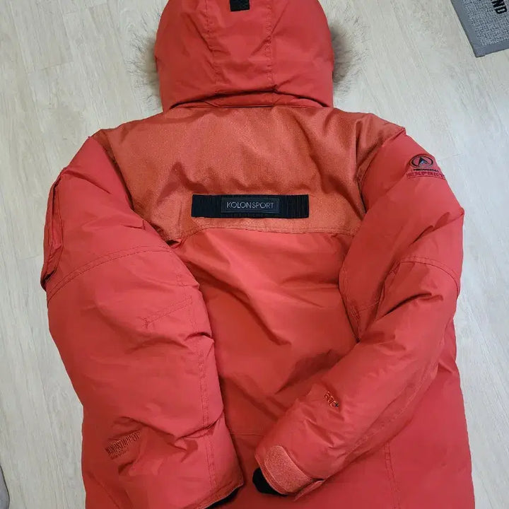 [BUNJANG] Kolon Antarctica Brick Down Jacket (Size 110) / 코오롱 대장패딩 안타티카 브릭색상 택사이즈 110 신품급