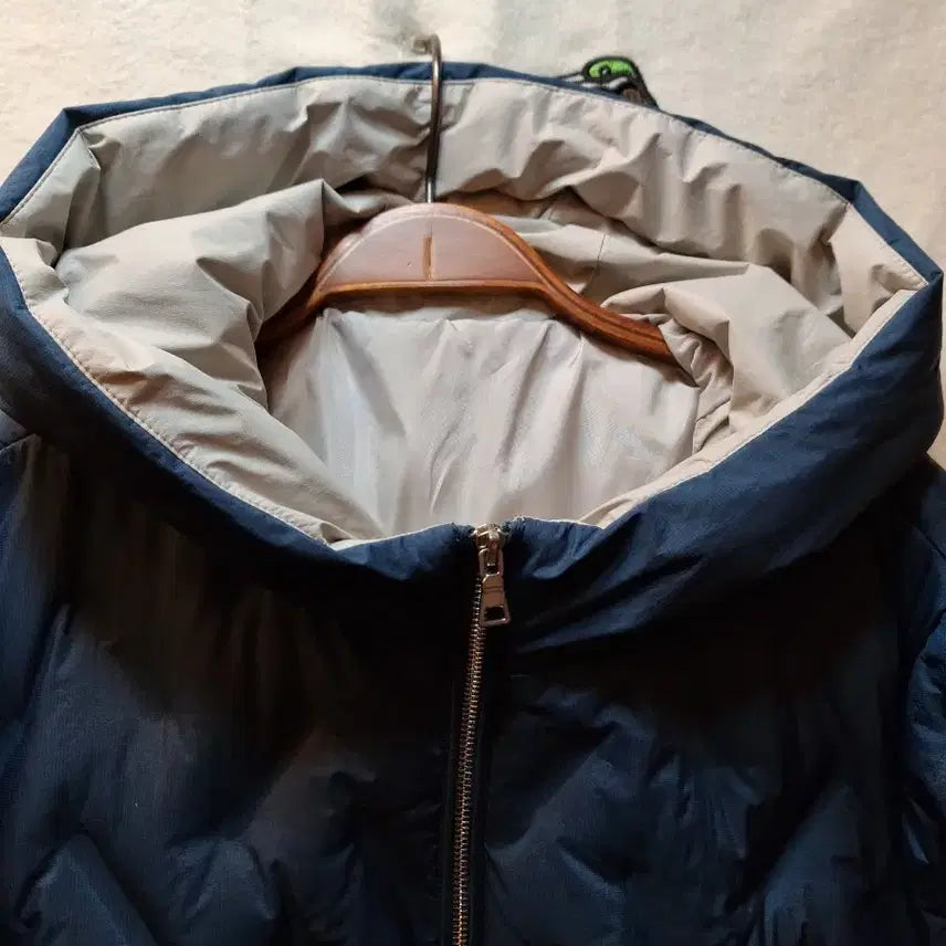 [BUNJANG] Navy Blue Hooded Short Padded Jumper / 네이비 블루 숏패딩 후드 점퍼